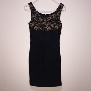 CRYSTAL SKY black & cream dress! size S